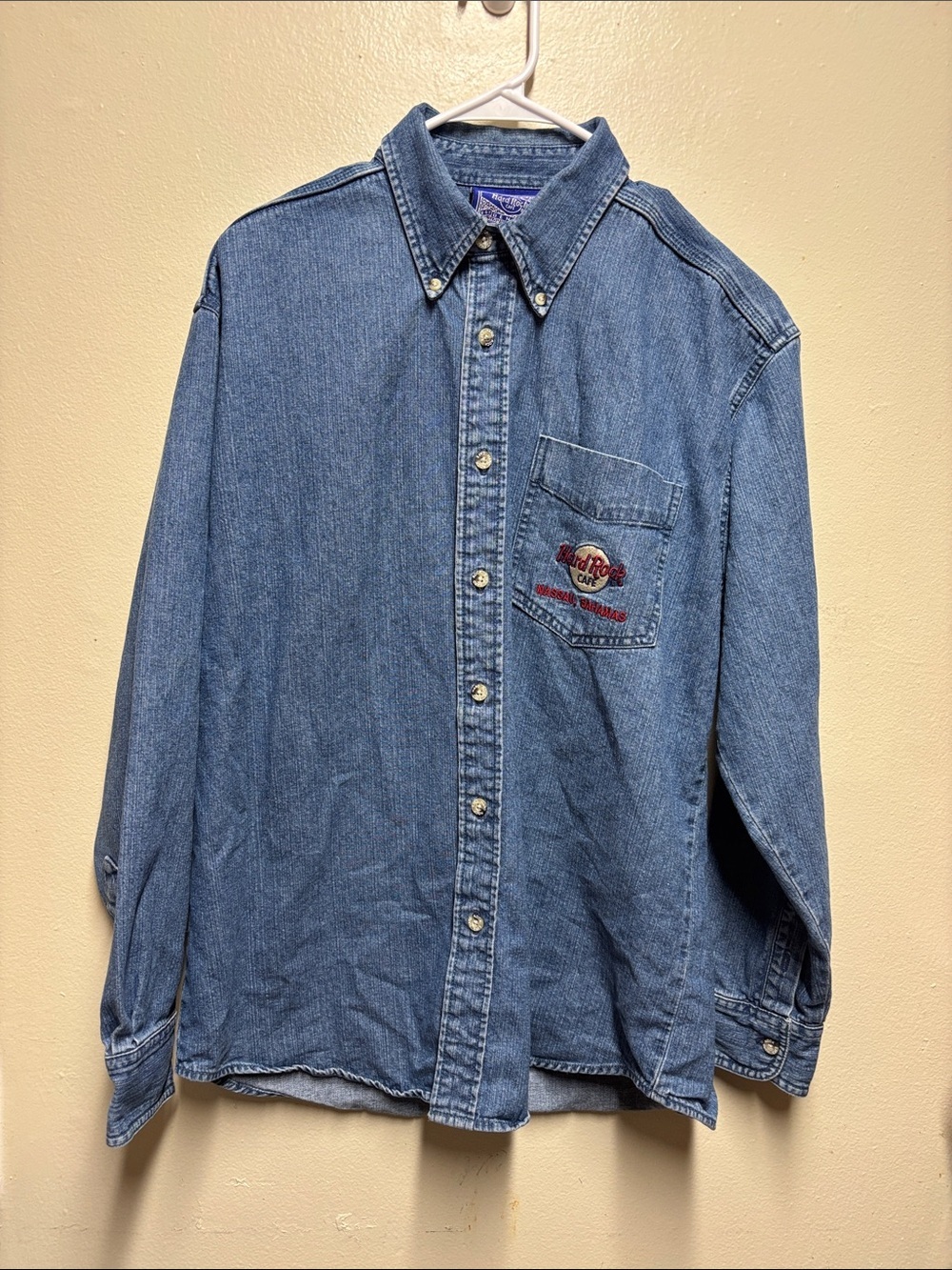 Vintage hard rock cafe denim button down Oxford shirt 100% cotton S logo shaket